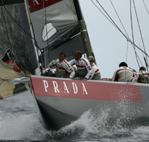"Luna Rossa" si ritira
speronata da "Oracle"